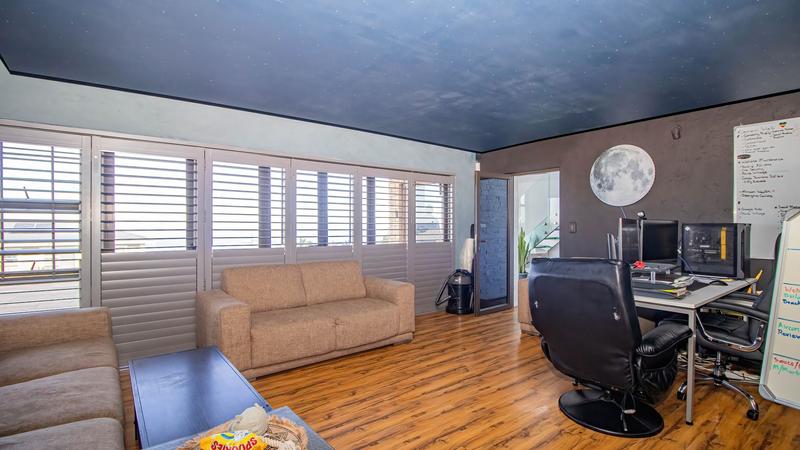 6 Bedroom Property for Sale in Dana Bay Western Cape